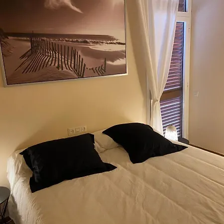 Port Bay View Apartment *